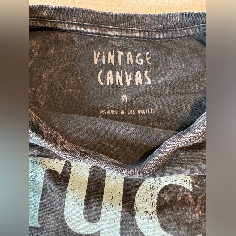 A perfect vintage style tee! - Picture 4 of 5